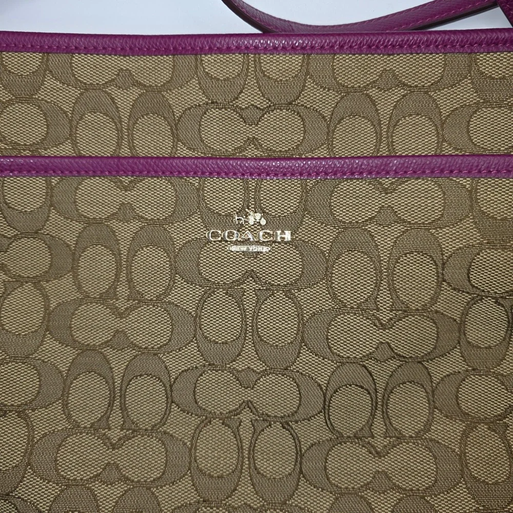 Coach Signature Canvas Crossbody Bag Khaki Magenta‎ Leather File Bag F29960